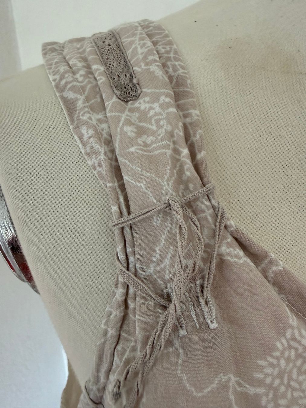 Nile Robes: Nile Kleid Grösse M – D'occasion à Kirchdorf AG par coco123 2