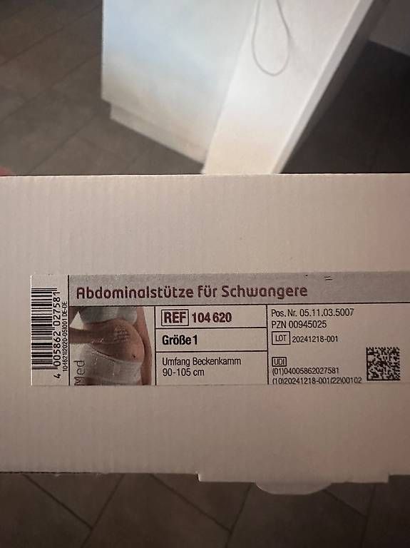 Cinture: Medizinischer Schwangerschaftsgurt – Usato da Grosswangen venduto da ang_z82c 1