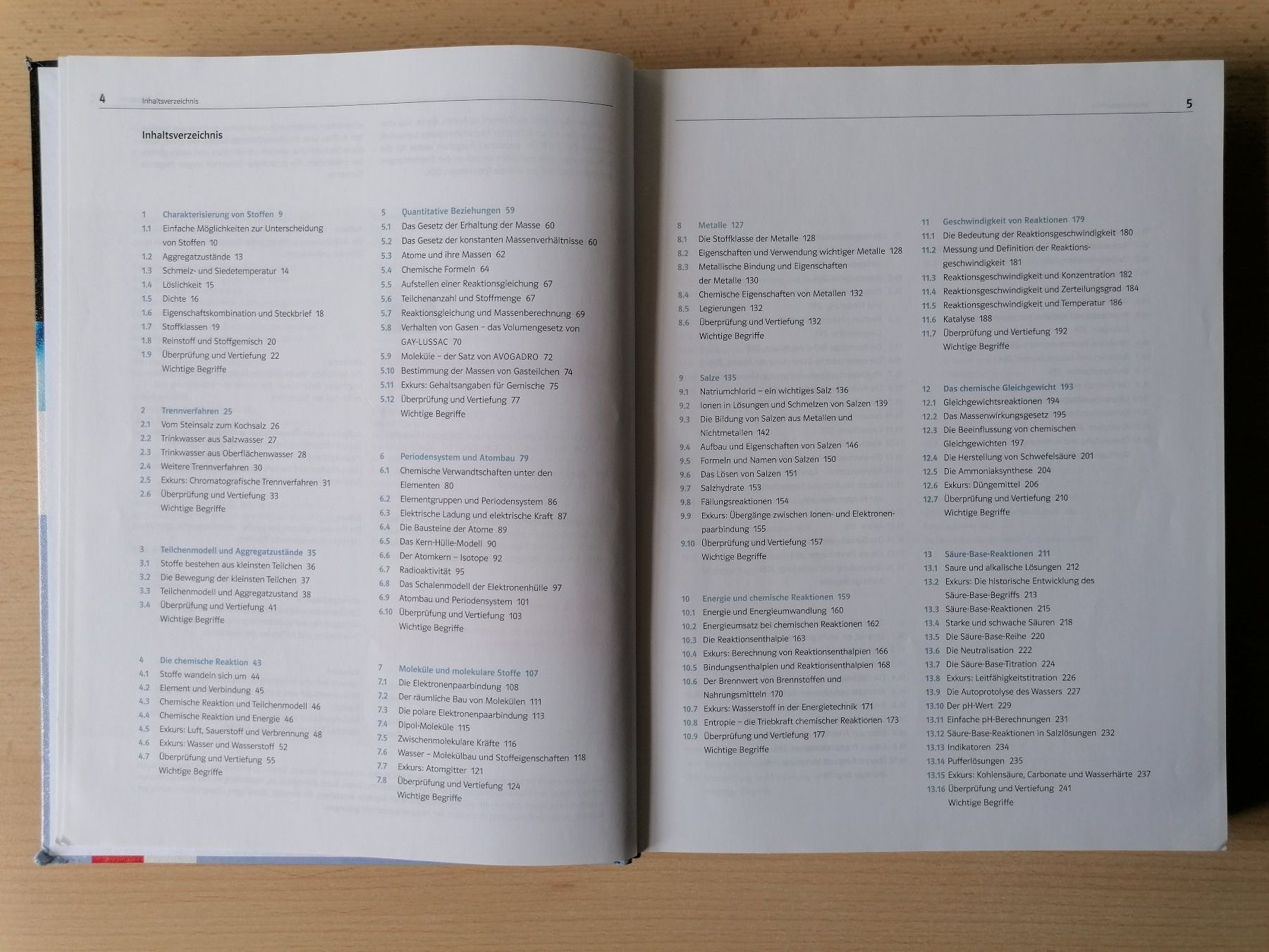Libri: Elemente Chemiebuch – Usato da Düdingen venduto da vanessa-g 1