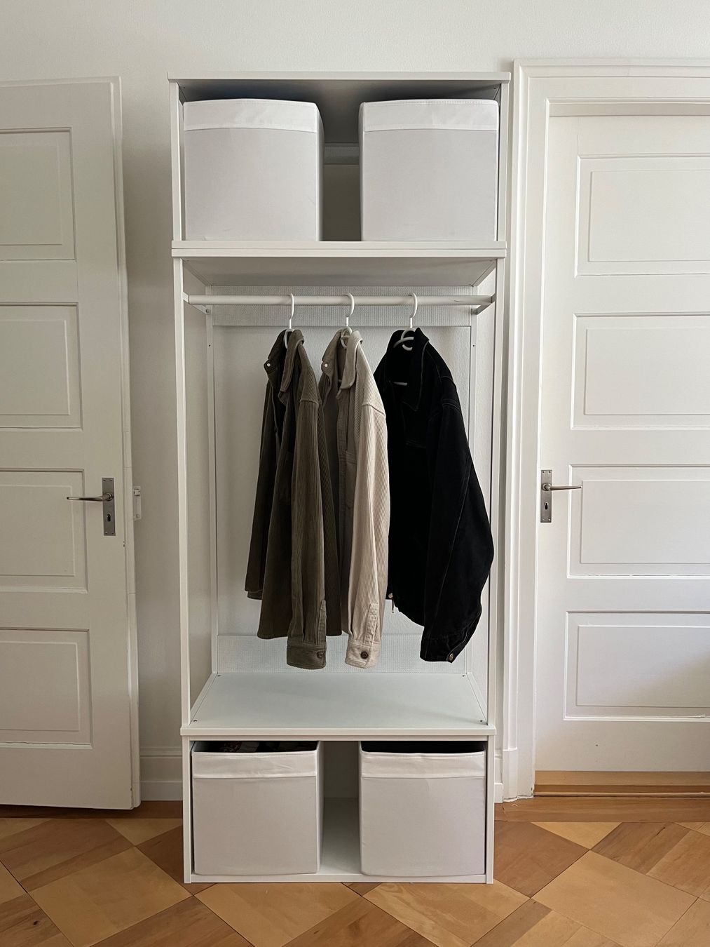 Ikea Garderobe: IKEA platsa Garderobe/Schrank – Gebraucht aus Luzern von scdtaylor