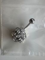 Bauchnabelpiercing