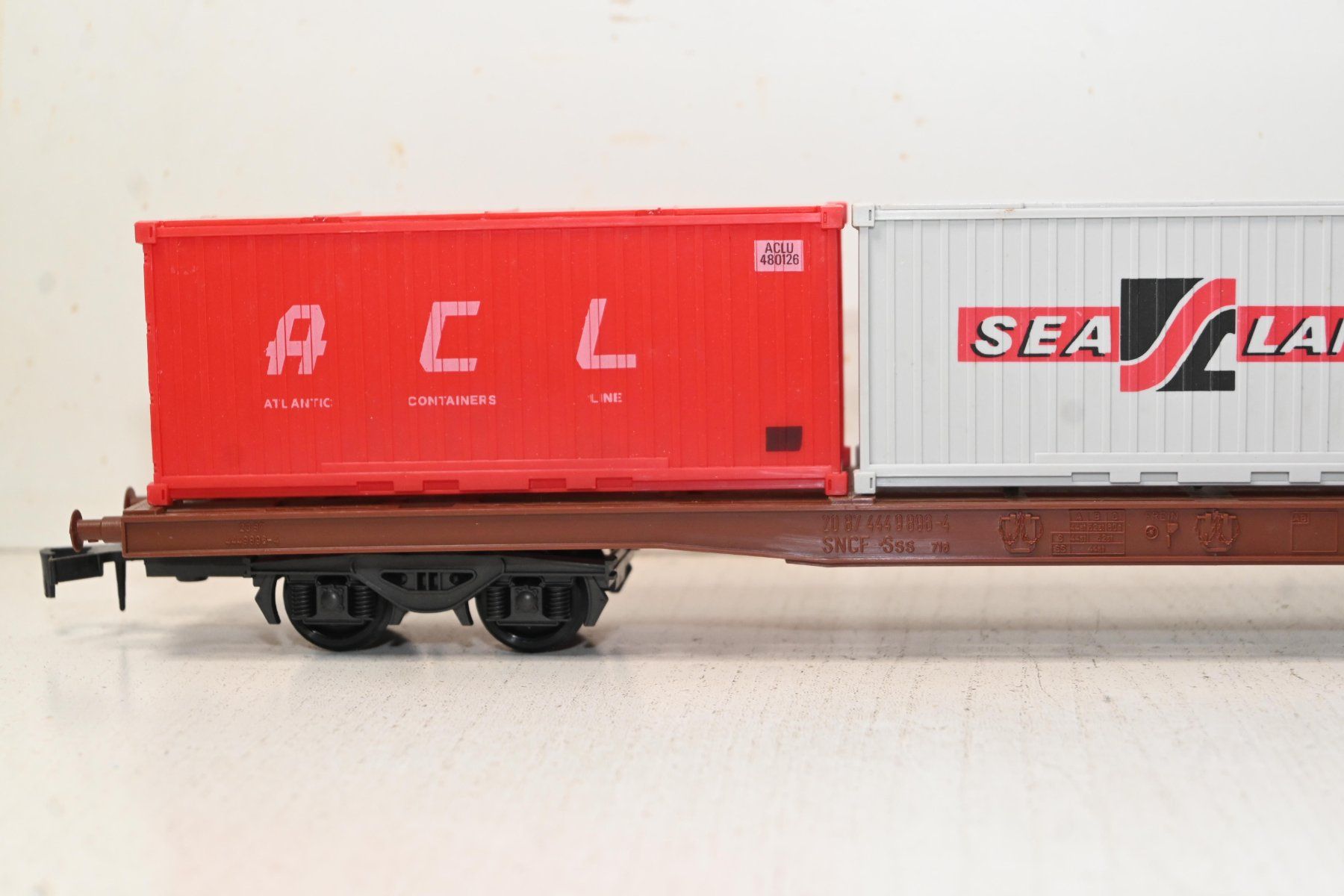 Lima Modellini di ferrovie: Container wagon with 3 containers Lima Spur 0 mit OVP – Usato da Laupen ZH venduto da Zmoewe 1