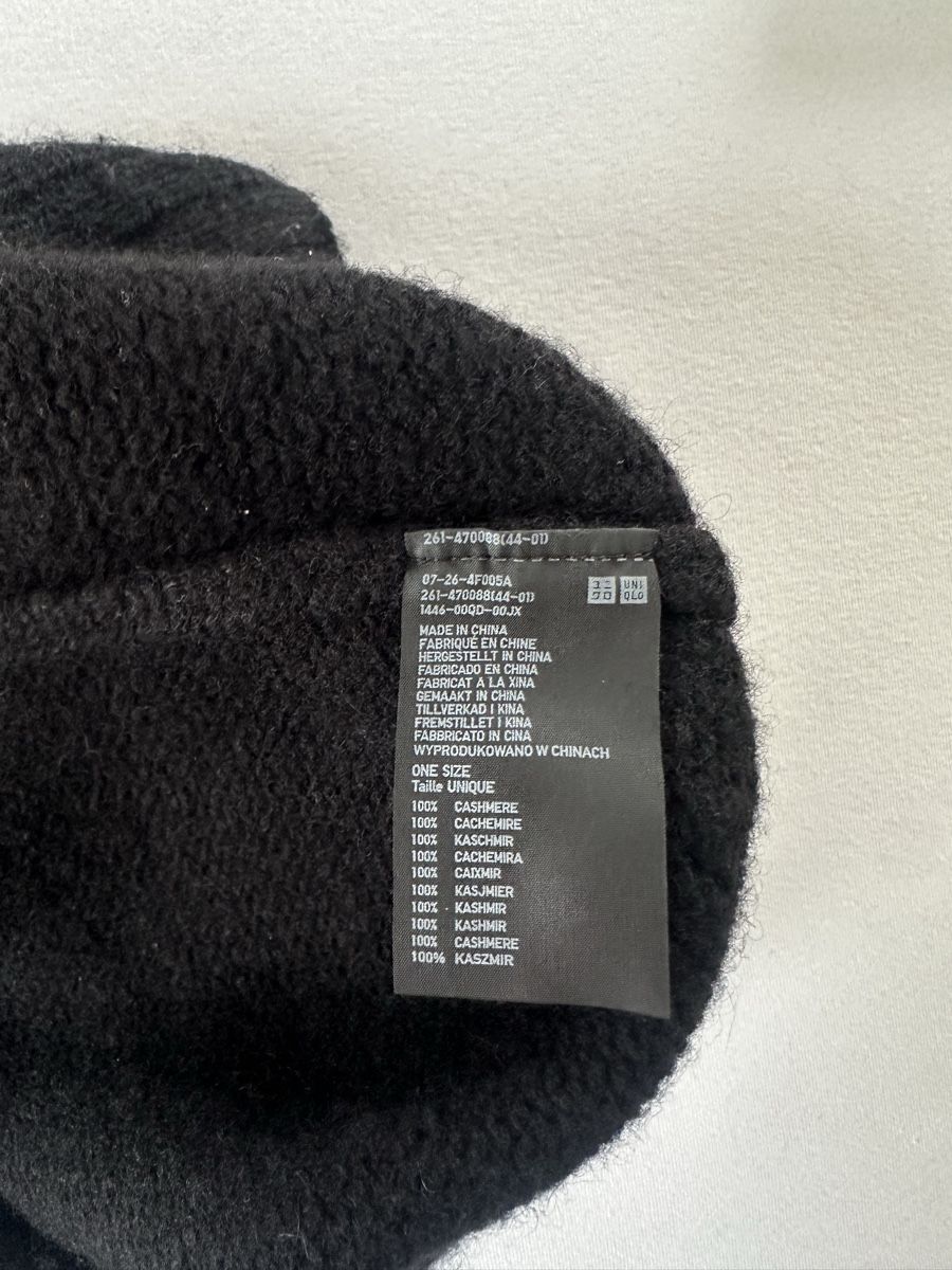 Copricapi, berretti & cappellini: Black hat Uniqlo 100% cashmere – Usato da Uster venduto da Monika_OB 5