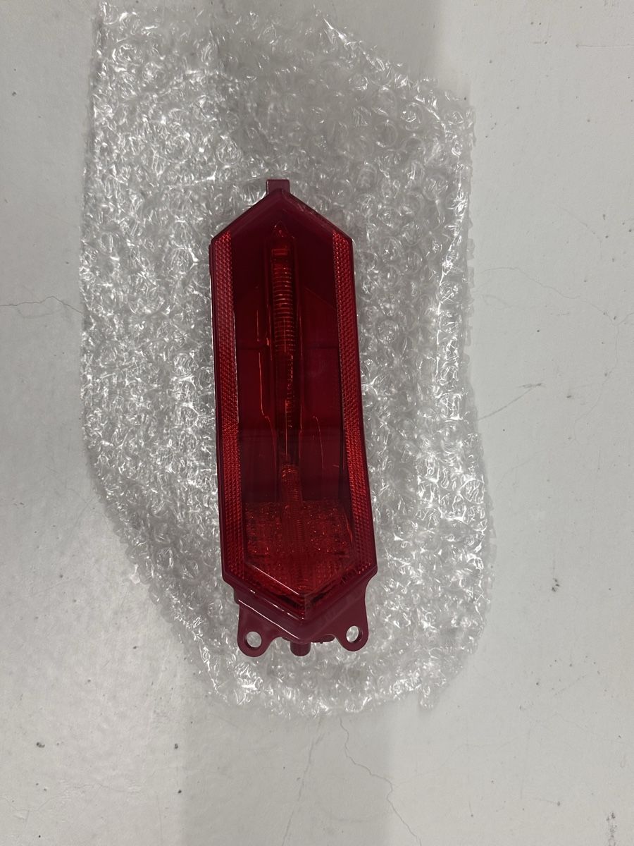 Yamaha Tutti i ricambio per moto: Yamaha R1 RN65 Original Rücklicht – Nuovo (secondo la descrizione) da Ostermundigen venduto da serginho09