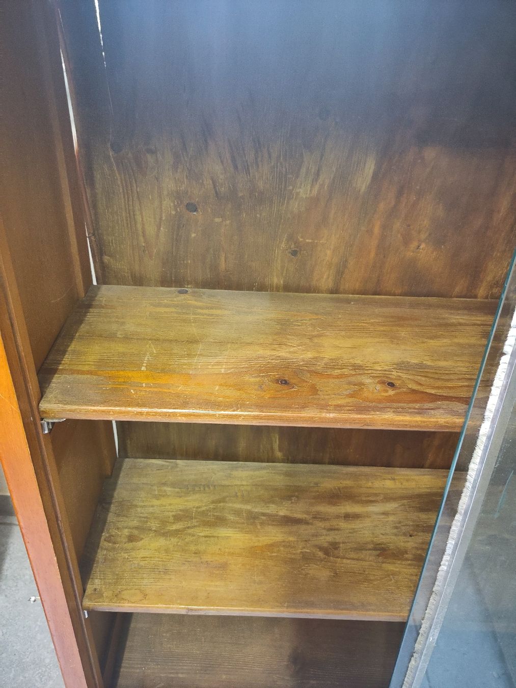 Vetrine: Vitrinenschrank Holz mit Glaseinsatz – Usato da Derendingen venduto da Biberister 1