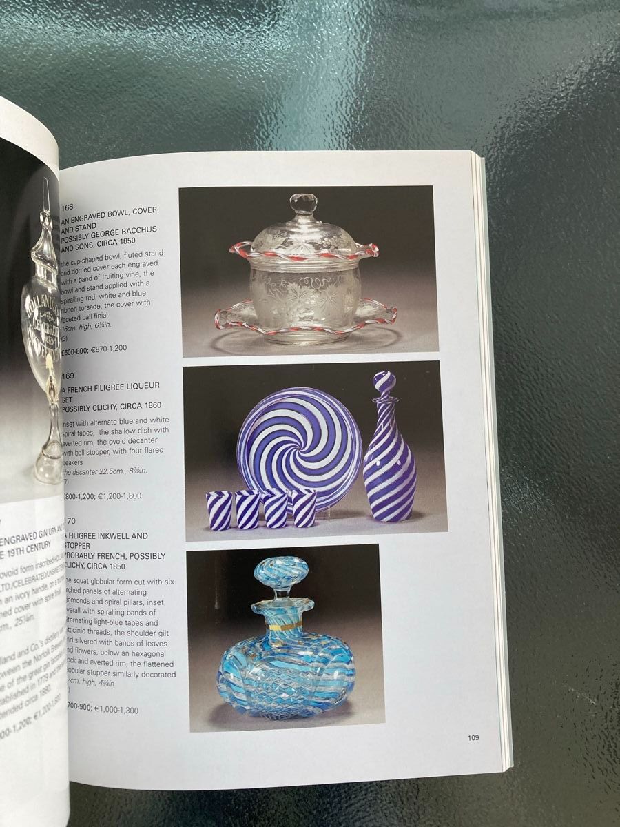 Libri: Sotheby's Glas & Briefbeschwerer Katalog 2003 – Nuovo (secondo la descrizione) da Zürich venduto da kostbares 5