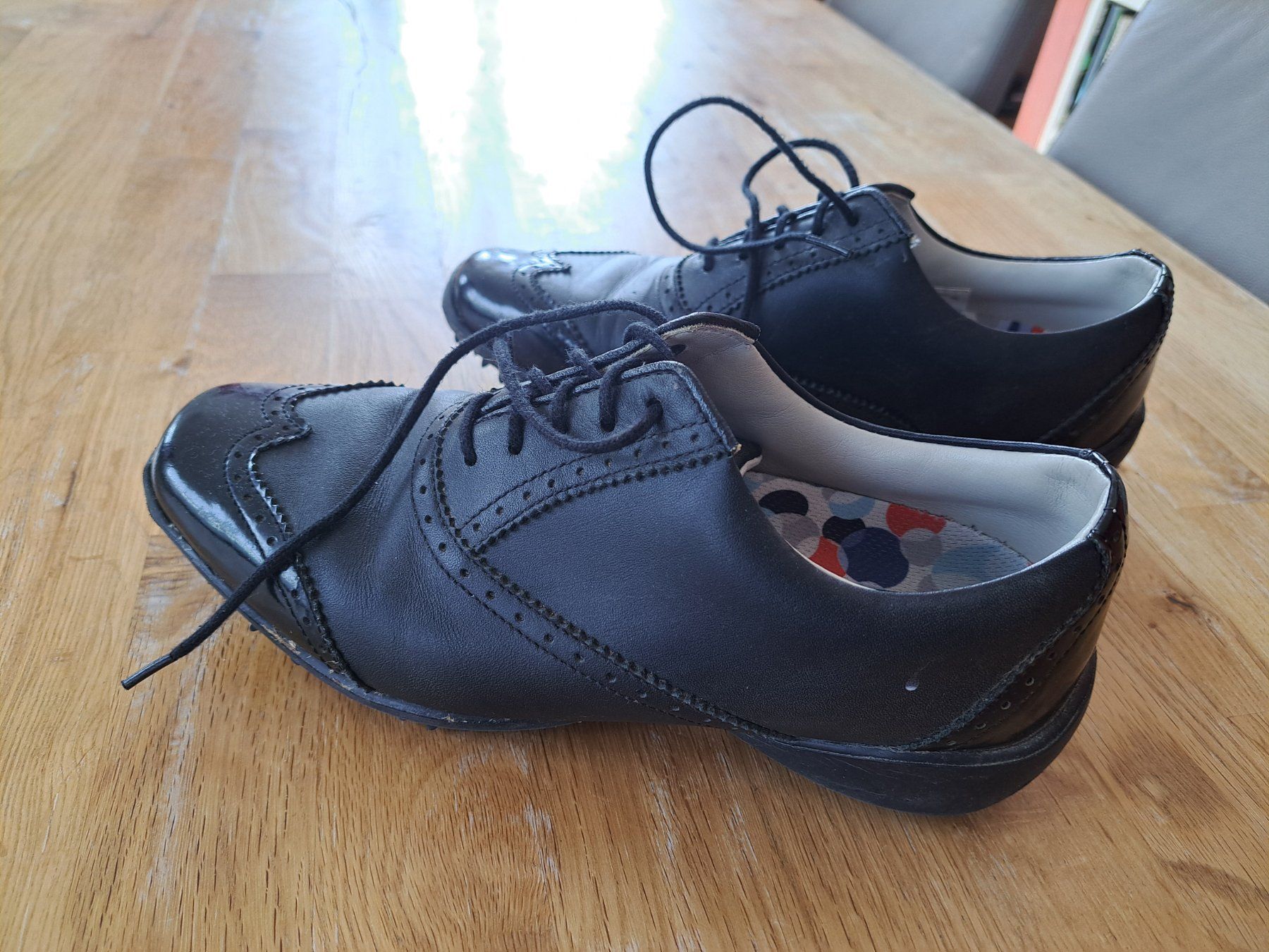 Damenschuhe: Golfschuhe Damen, schwarz, Gr. 38 – Gebraucht aus Hinwil von ste_77kt 1