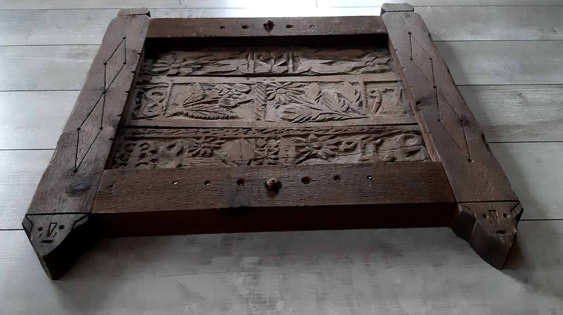 Servierplatten: Tolle antike Schnitzerei  -  Holz  -  Deko -  Brett – Gebraucht aus Tagelswangen von BrigittaC01 5