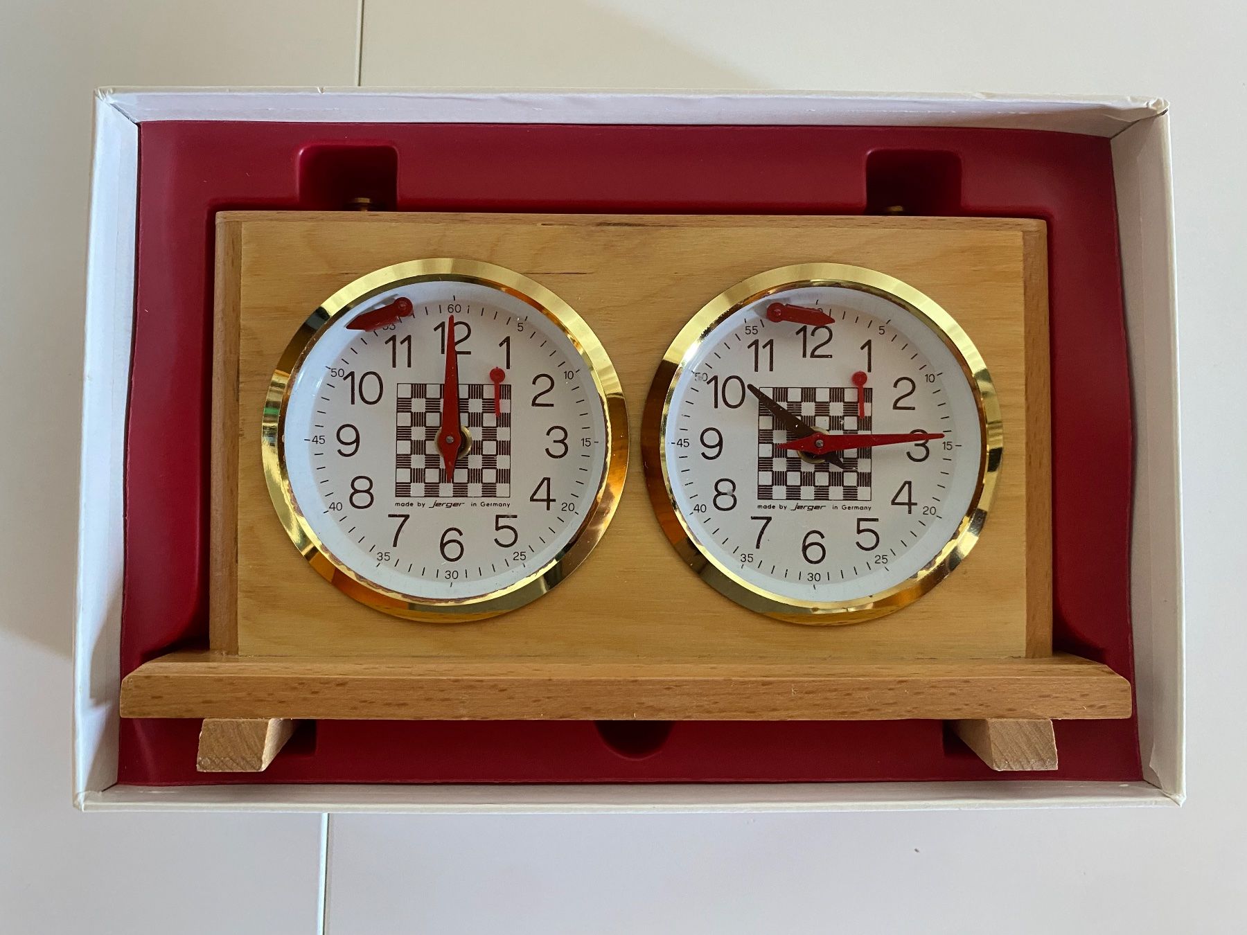 Orologi da terra & Orologi da parete: Pendule d'echec Jerger (made in Germany) – Usato da St-Prex venduto da Okoala 2