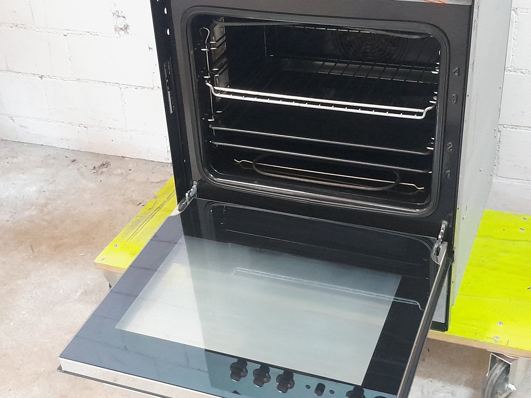 V-Zug Forni: Backofen V-ZUG Combair SG – Usato da Zürich venduto da raphahello 7