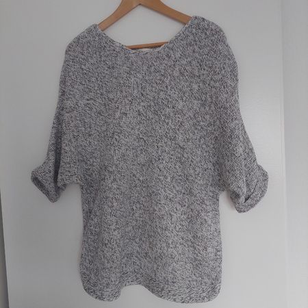 Schöner Strickpullover Grösse L, neuwertig
