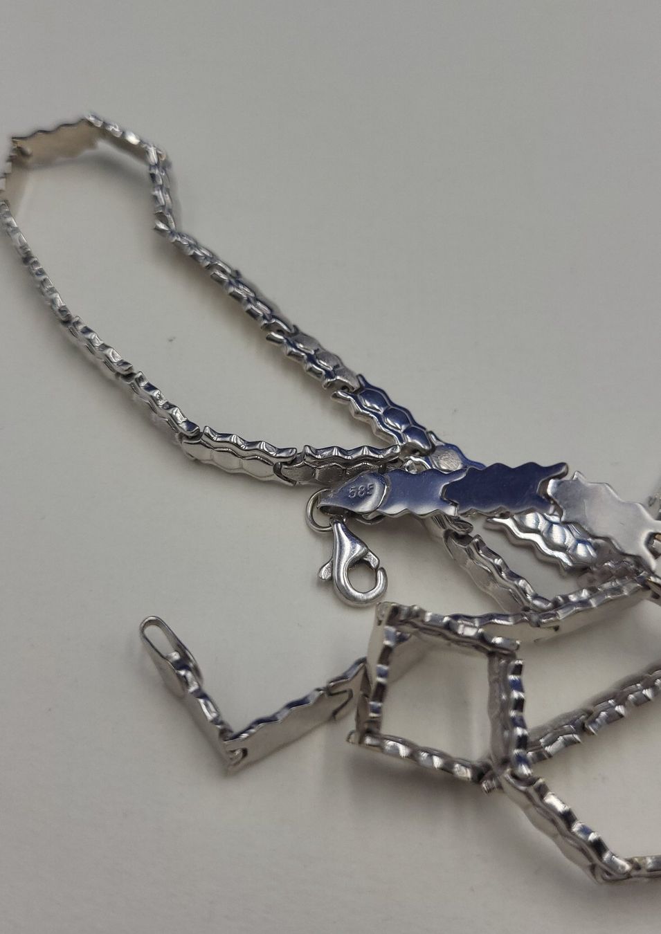 Ketten: 14 Karat 585 Weiss Gold Collier – Gebraucht aus Wald ZH von Aniade 4