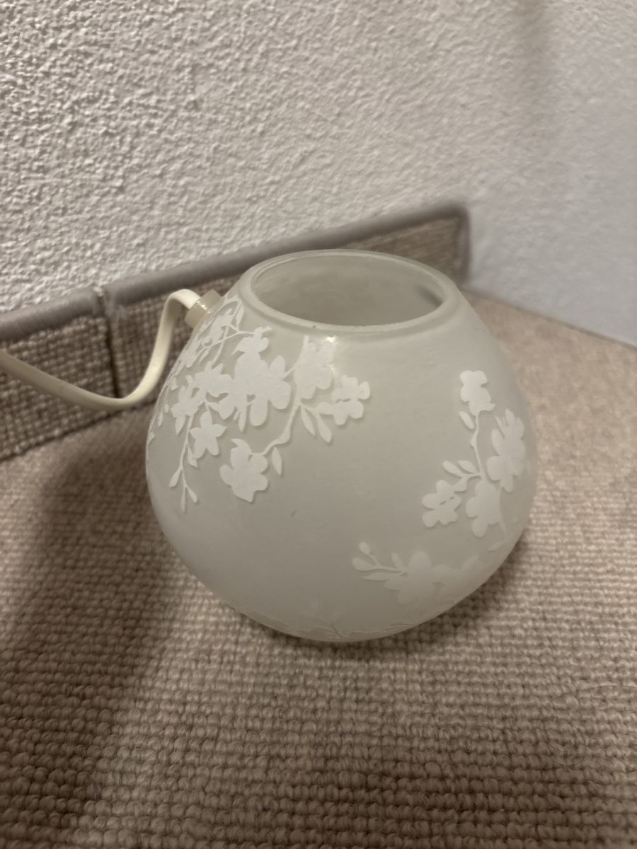 Nachttische: Nachttischlampe gemustert – Gebraucht aus Fislisbach von secondhandF