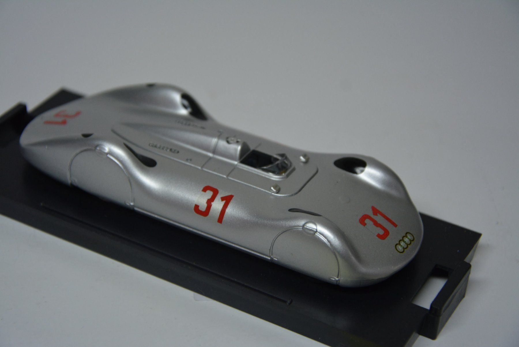 Audi Modellautos: Auto Union Tipo C Streamline #31 1937 ,  Brumm , 1:43 – Neu und originalverpackt aus Goldach von Feivel9 5