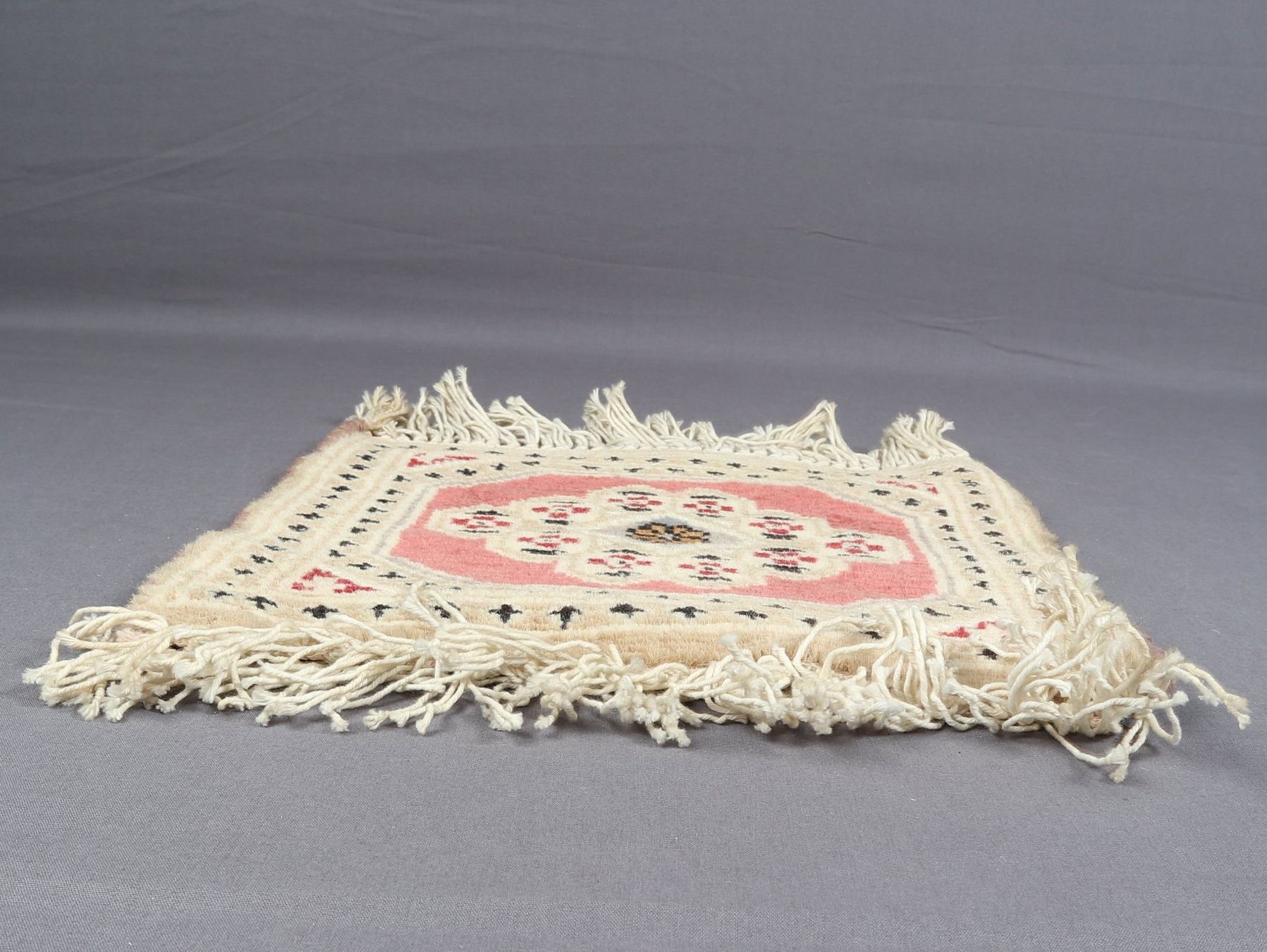Sottobicchieri: TEPPICHUNTERSETZER 32x40cm – Usato da Steinen venduto da Restwert_Steinen 1