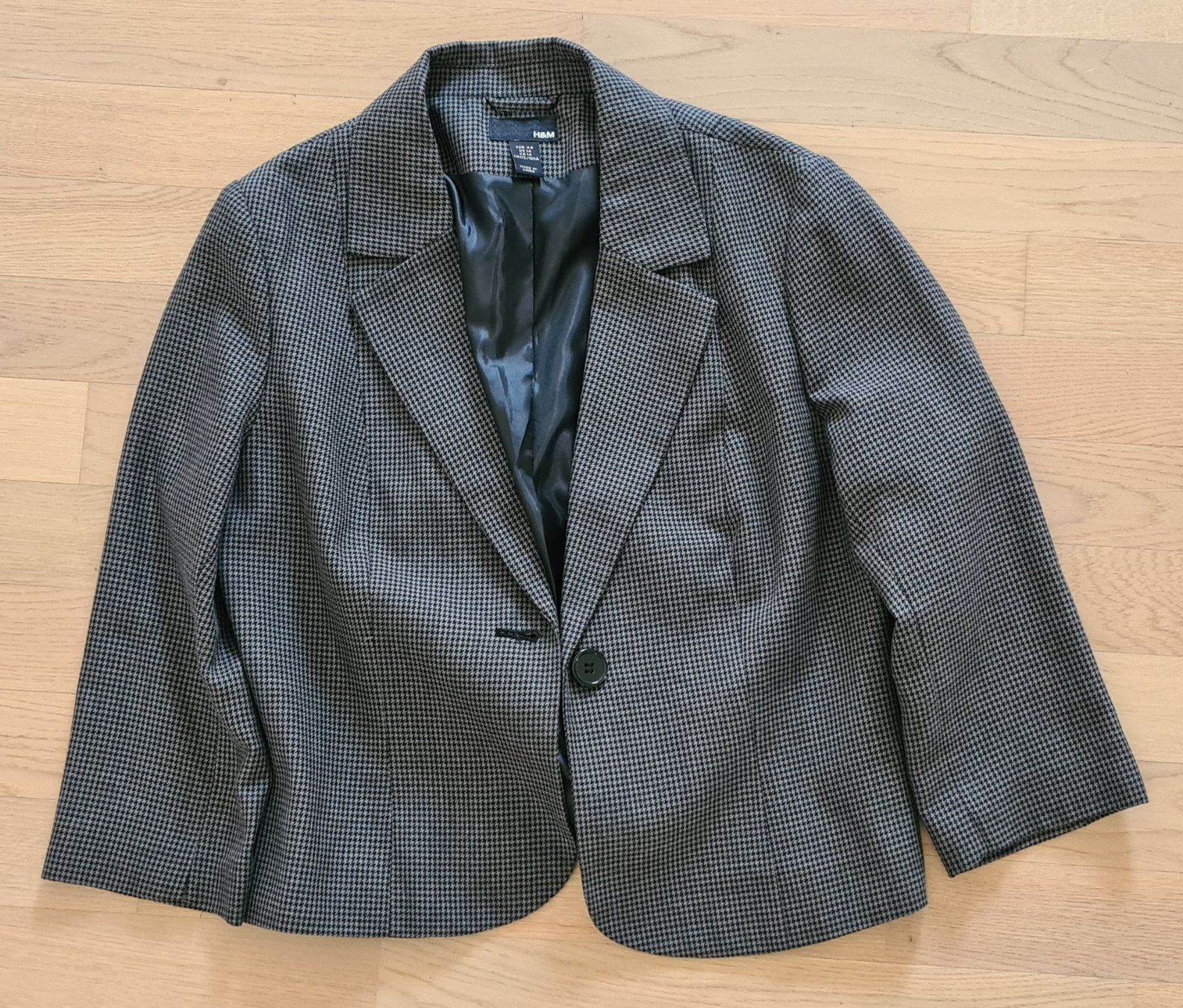 Jacken: Blazer – Gebraucht aus Islikon von EFH651
