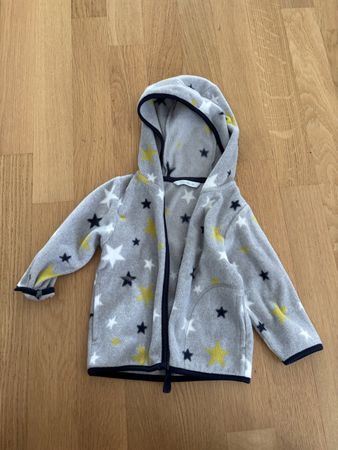 Fleecejacke grau mit Sternen Grösse 68 neu