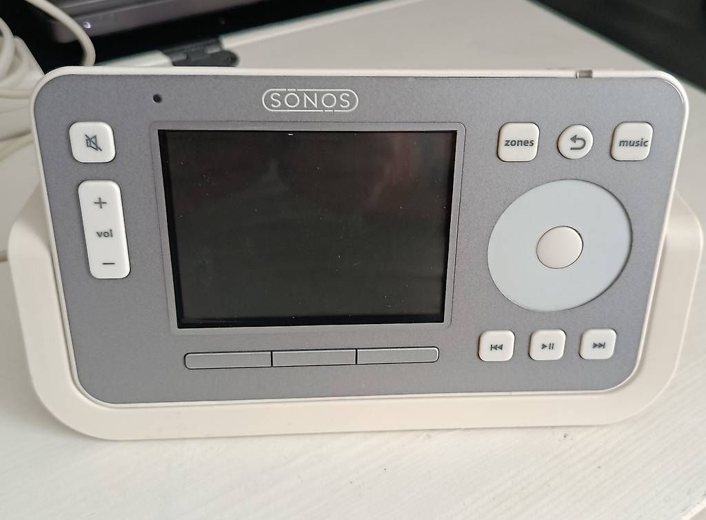 Amplificateurs: Sonos ZonePlayer ZP100 und Controller RC100  – D'occasion à Buochs par maison29