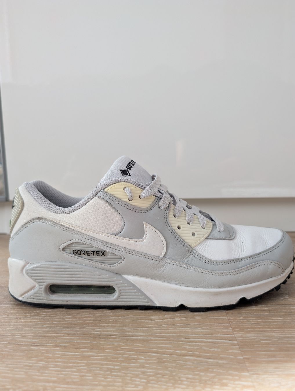 Nike Chaussures hommes: Air Max 90 (EU 42.5)  – D'occasion à Gossau SG par TheBibiaon