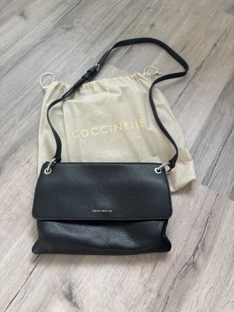 Sac bandoulière Coccinelle cuir noir bon état