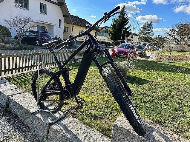 Velos: Carbon Fully - Kristal E650 Grösse L 27.5" – Gebraucht aus Stein am Rhein von speedi26 3