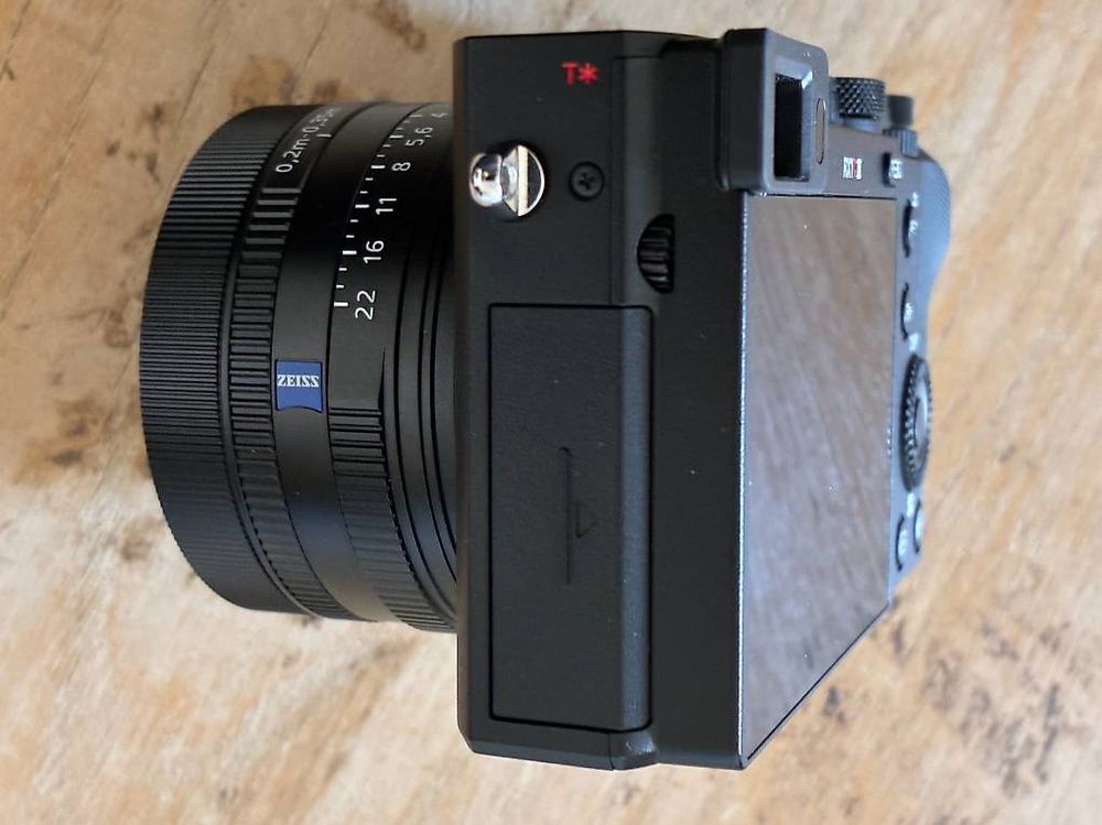 SONY RX1R III (Neu (gemäss Beschreibung)) in Basel für CHF 3500 – mit ...