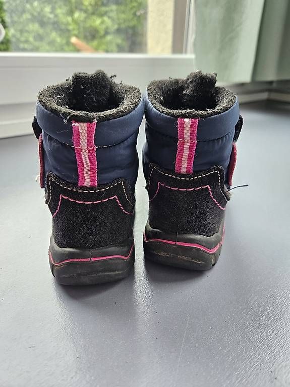 Schuhe für Mädchen: Winterschuhe Elefanten Gr. 22 – Gebraucht aus Thun von sst_y7mk 2
