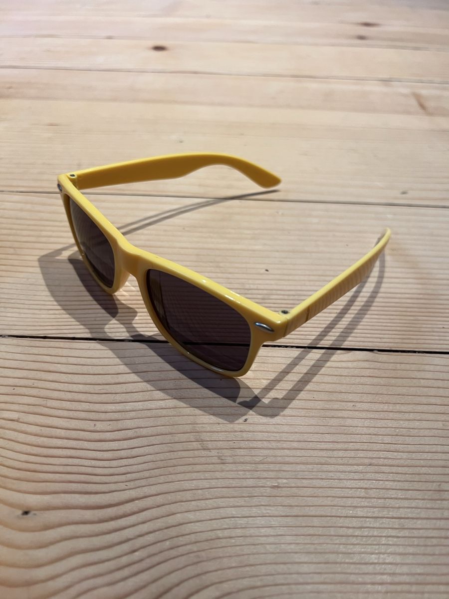 Occhiali & Lenti: Sonnenbrille Gelb – Usato da Zürich venduto da badwithusernames 1