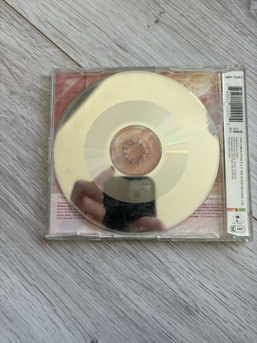 CD: Bob Marley CD – Nuovo (secondo la descrizione) da Aarberg venduto da gocardz.shop 1