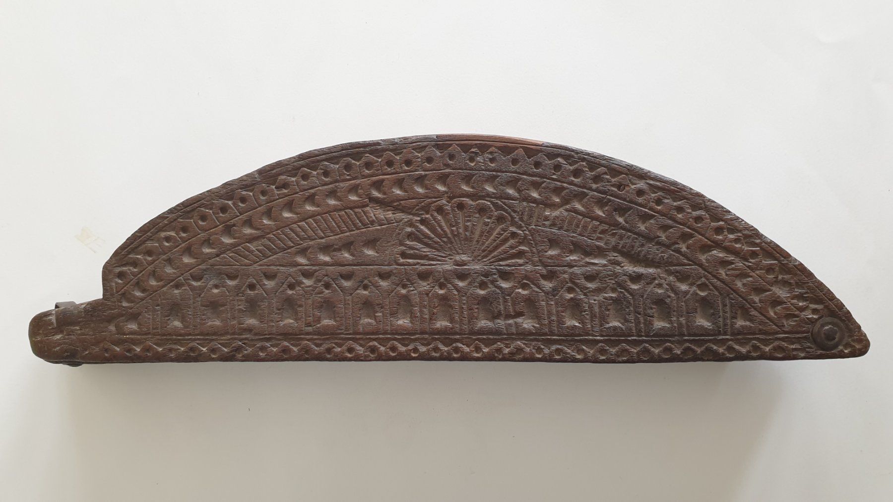 Barattoli: Indien. Alte Holz-Schatulle – Usato da Goldach venduto da armando_r 2
