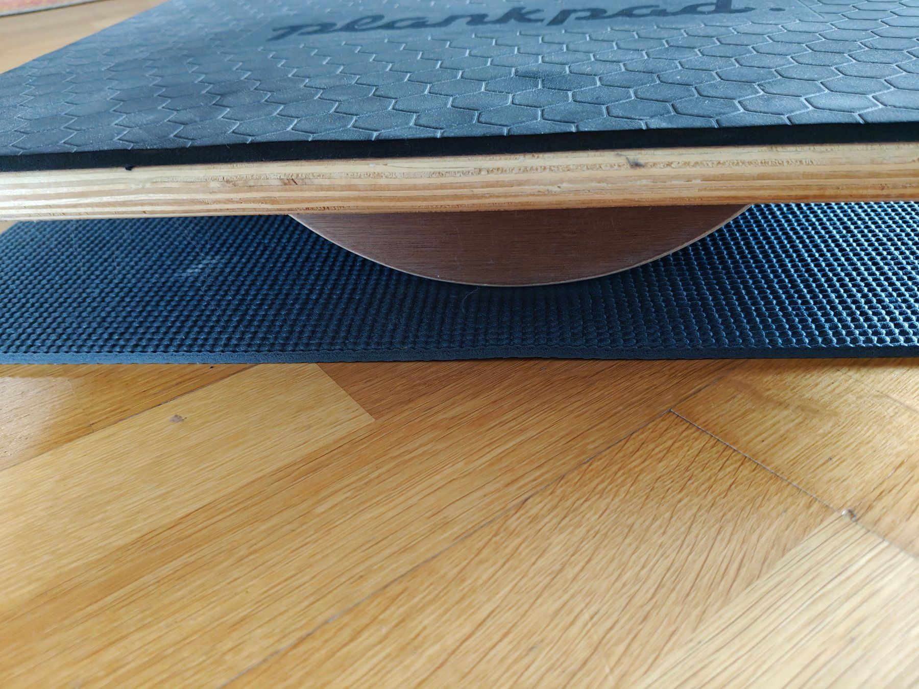 Plankpad Hometrainer: Plankpad Trainingsgerät mit Matte – Gebraucht aus Basel von jos_2z5q 2