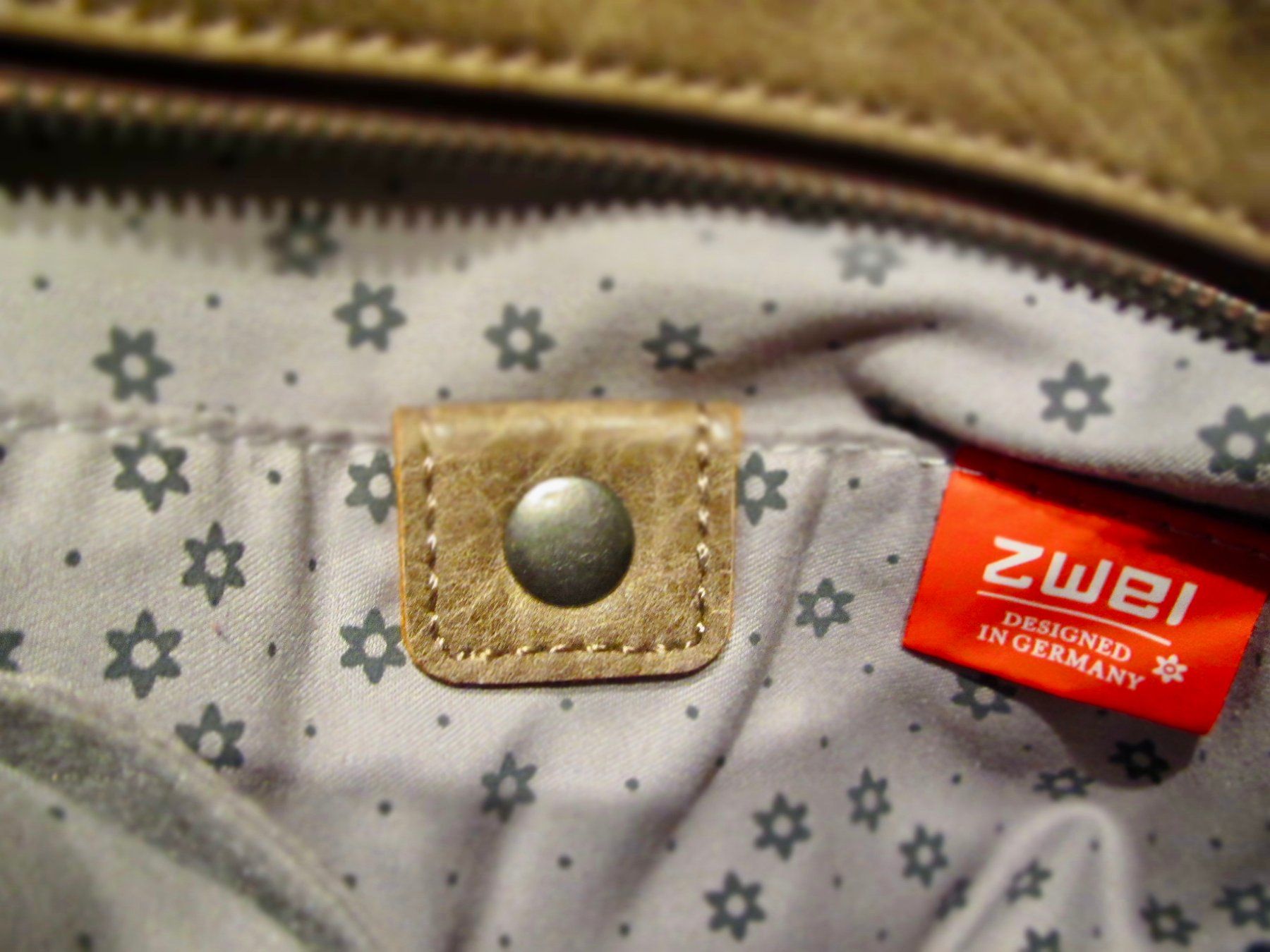 Zwei Borse da donna: SAC EN BANDOULIERE ZWEI – Usato da Murten venduto da Selliot 7