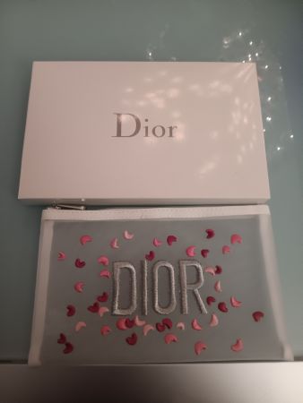 Dior Neu Original Kosmetiktasche Neu verpackt unbenutzt