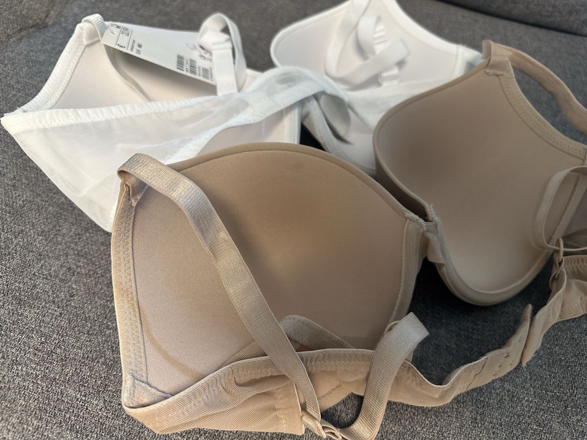 H&M Altra biancheria intima: Set H&M BHs, Grösse 85C, Neu mit Etikett – Nuovo (secondo la descrizione) da Liestal venduto da ichjel 3