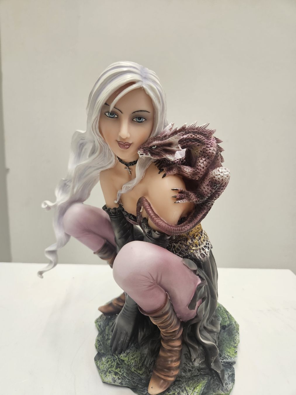 Statuette: Elfe mit violettem Drachen Neu eingepackt – Nuovo e nell'imballaggio originale da Dielsdorf venduto da Kenan997 1