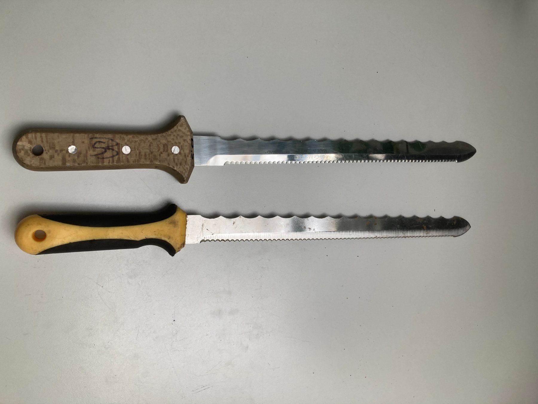 Tutti gli attrezzi: Isolationsmesser Schneidemesser Sägemesser – Usato da Cham venduto da WB2223