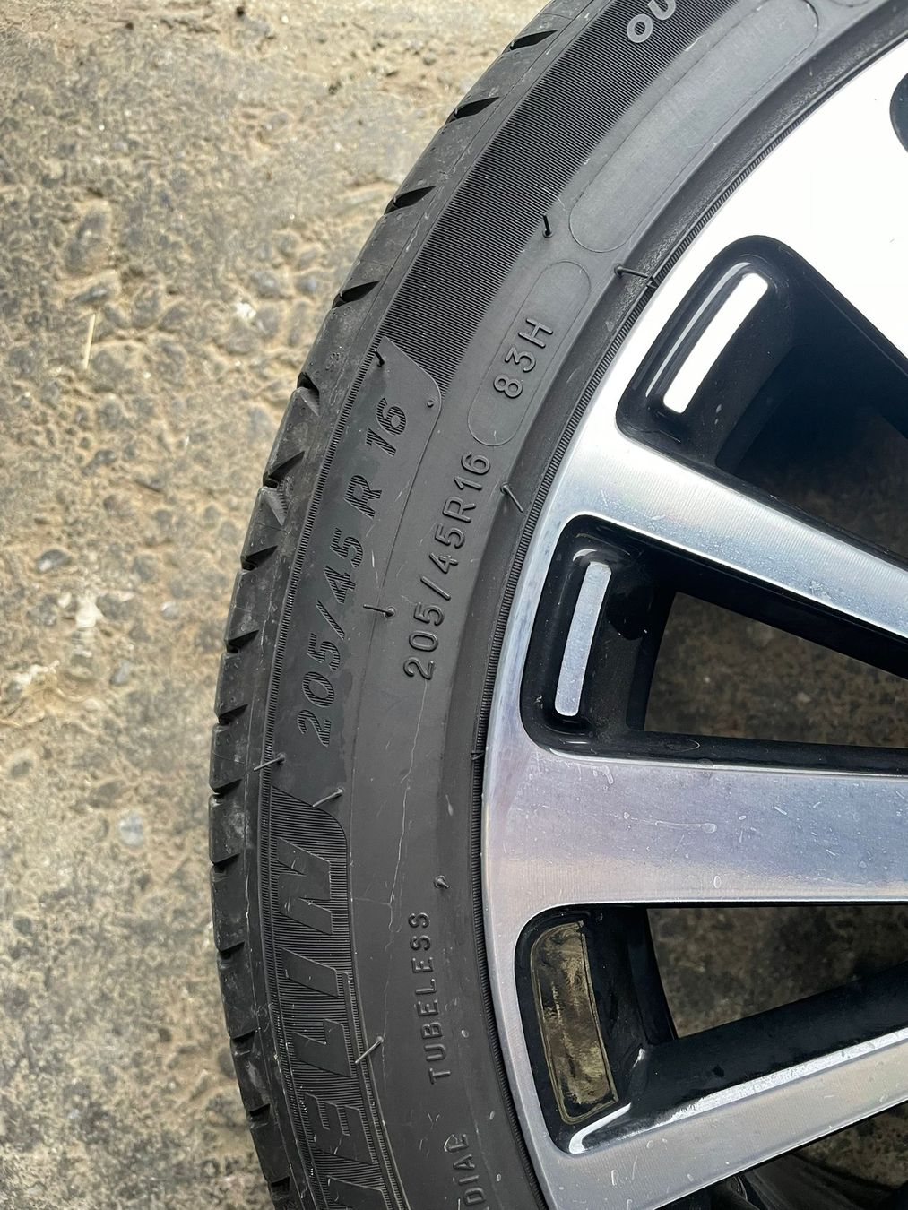 Renault Cerchioni: Alu Räder 16 Zoll – Nuovo (secondo la descrizione) da Bassersdorf venduto da hi-fi 1