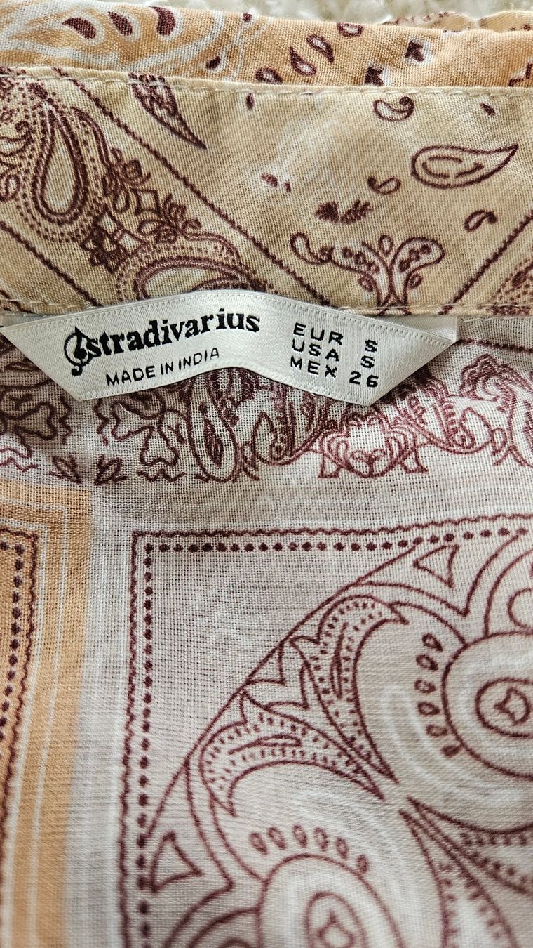 Stradivarius Camicette: Leichte, beige Bluse mit Boho-Muster Gr. S – Usato da Hettlingen venduto da Leaena279 1