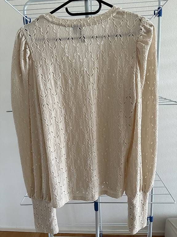 Pieces Blusen: Damenbluse von PIECES Gr M NEU – Neu (gemäss Beschreibung) aus Dübendorf von karim1409 2