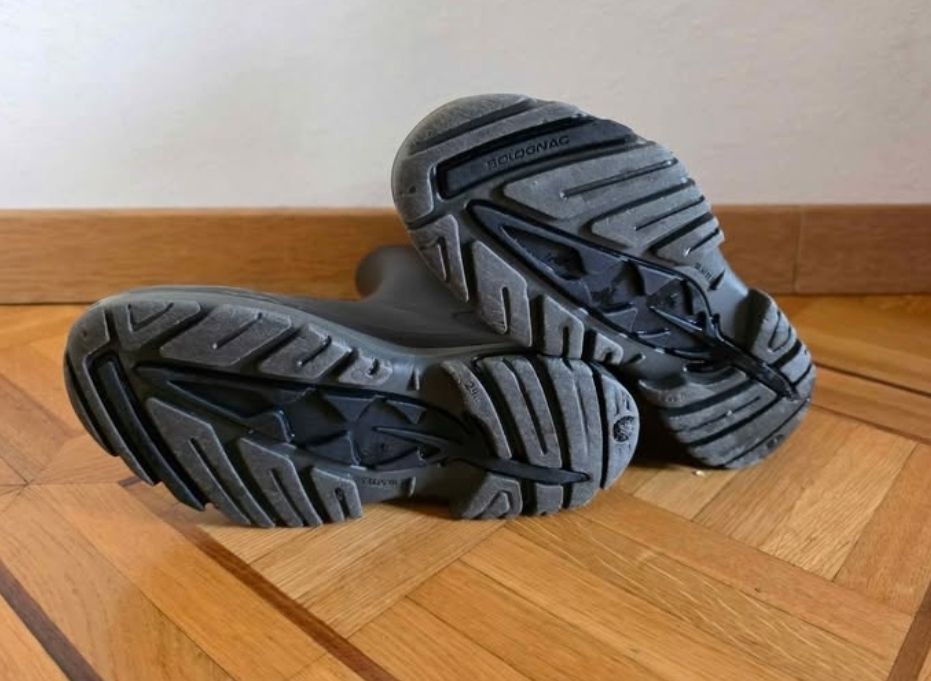 Schuhe für Jungen: Bottes de pluie, pointure 28/29 – Gebraucht aus La Conversion von Bonecka 2