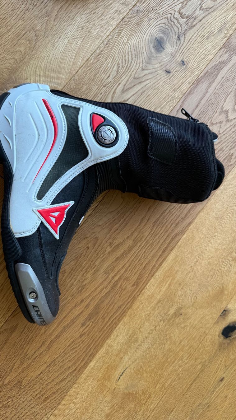 Dainese Scarpe da uomo: Motorradstiefel – Usato da Neudorf venduto da Condor1 3