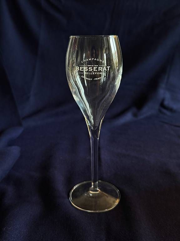 Gläser: Champagner Gläser 11 Stück – Gebraucht aus Basel von inf_z7j8