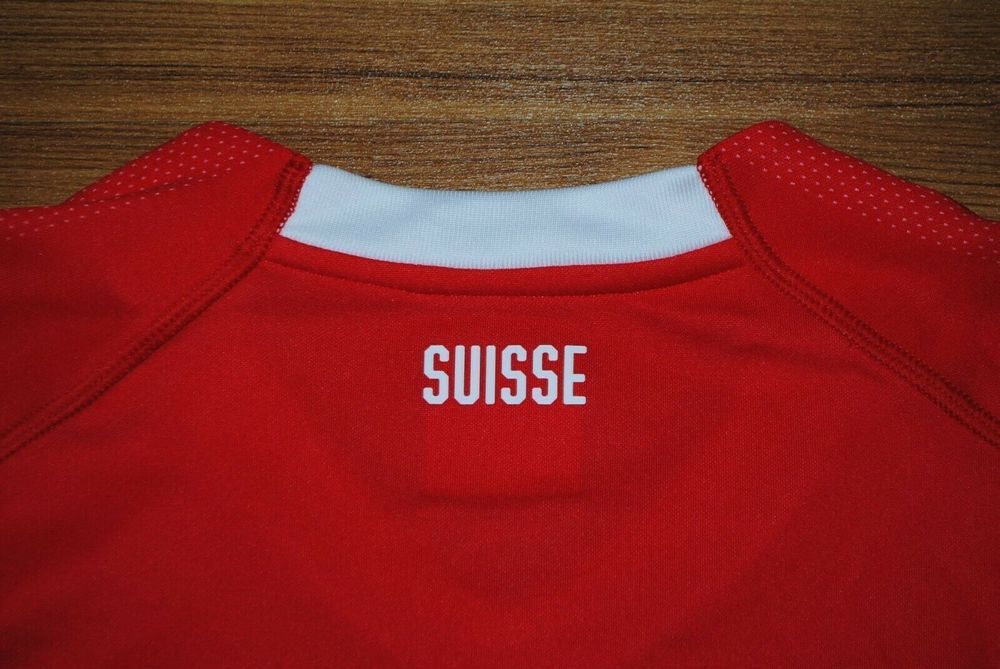 Schweizer Nati Maillots de corps & Pantalons: ORIGINAL SCHWEIZ NATI SAISON 2018/20 MAILLOT PUMA SVIZZERA S – Neuf (Voir description) à Zürich par TRIKOTKAISER 3
