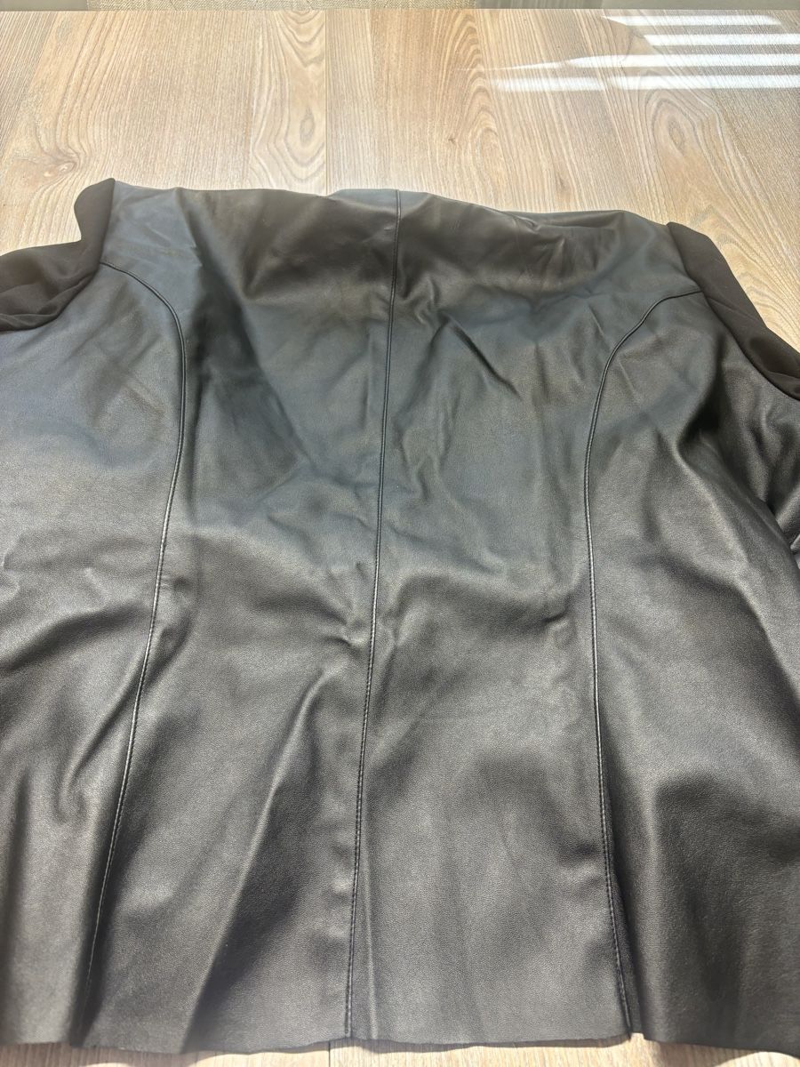 Giacche: Janina Lederjacke Kunstleder Gr. 46 schwarz – Usato da Aesch BL venduto da Jelu20 1