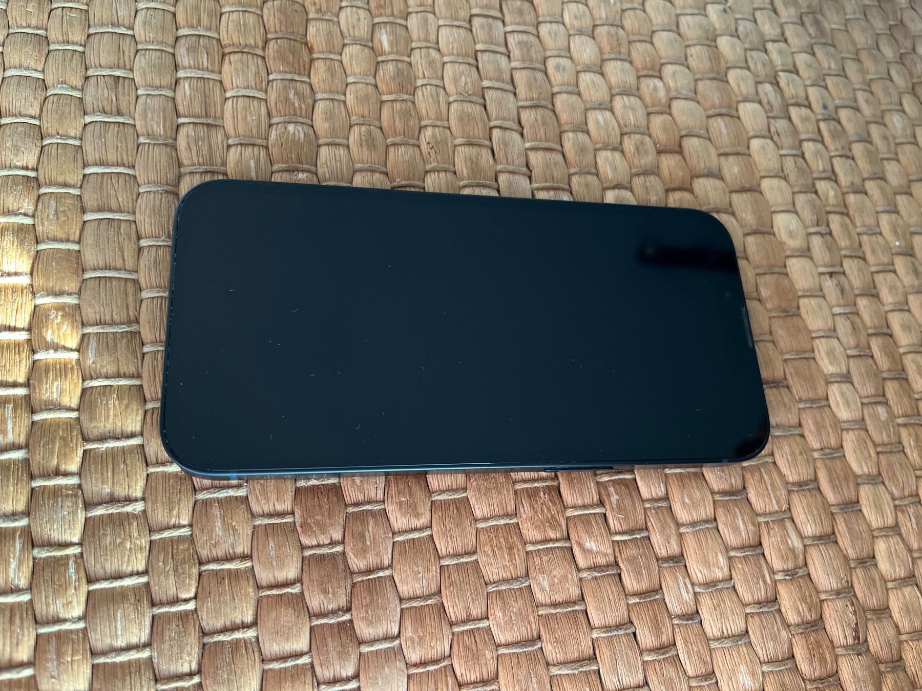 Apple Telefoni cellulari / Smartphones: Apple iPhone 13 | 128GB | Midnight Black – Usato da Basel venduto da dcd_86gh 3