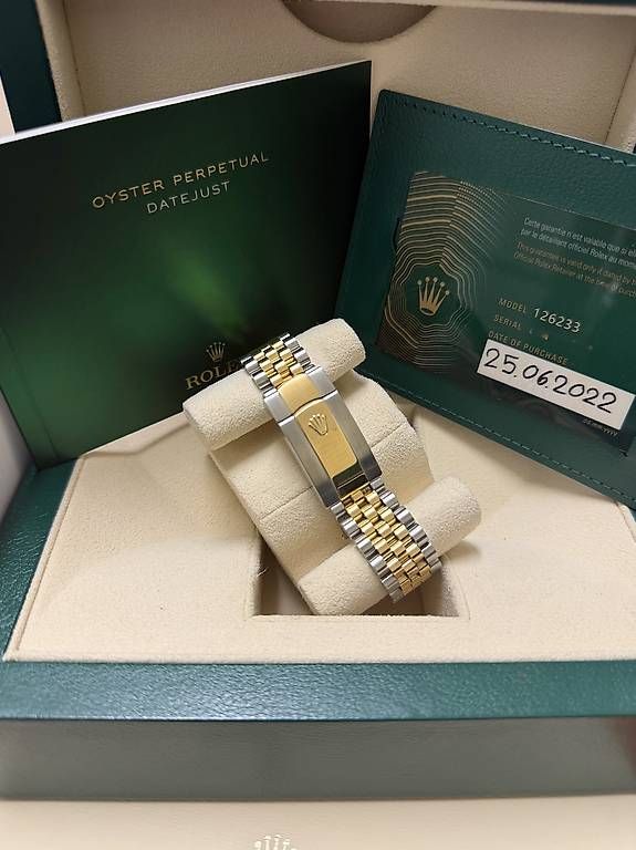 Orologi: ROLEX DATEJUST 36 CHAMPAGNE DIAL DIAMONDS – Nuovo e nell'imballaggio originale da Lausen venduto da KRD-GmbH 2