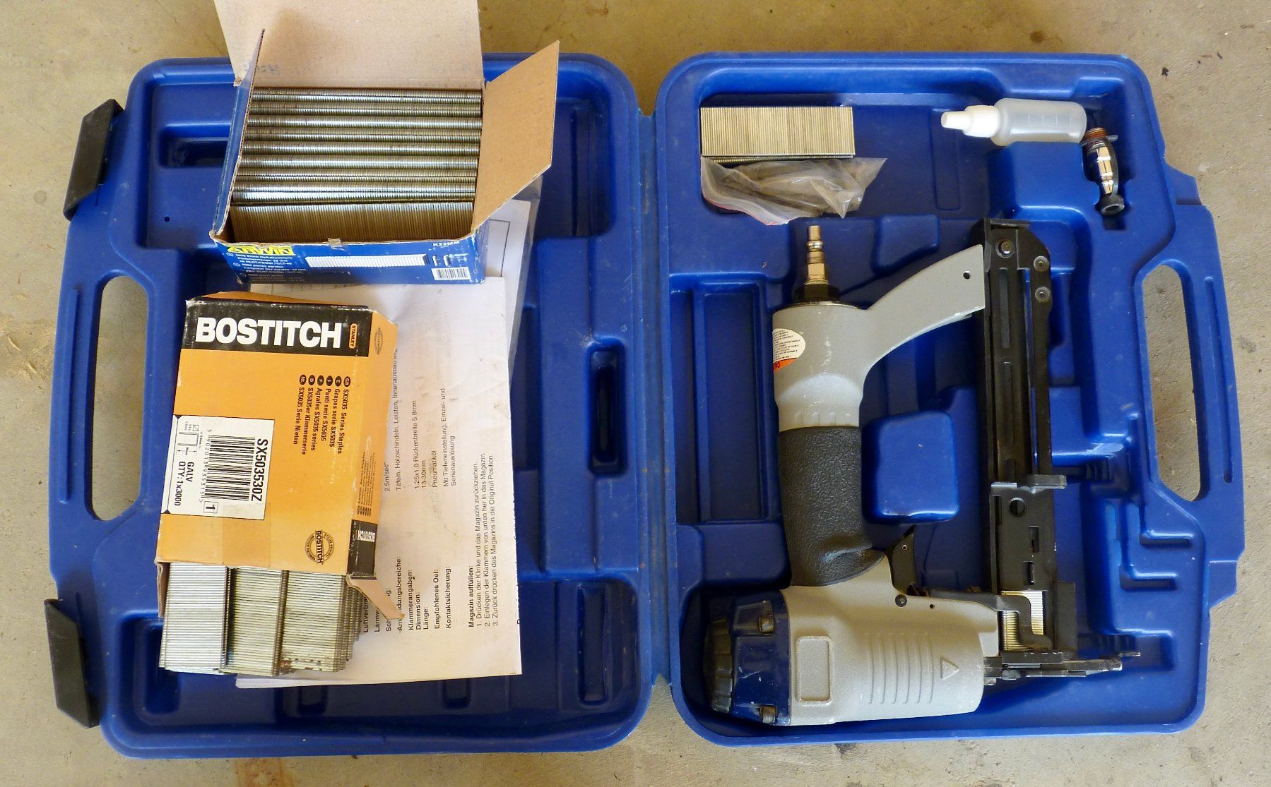 Compressori: Compresseur 50 litres avec agrafeuse, système peinture etc – Usato da Sorens venduto da raffiot 1
