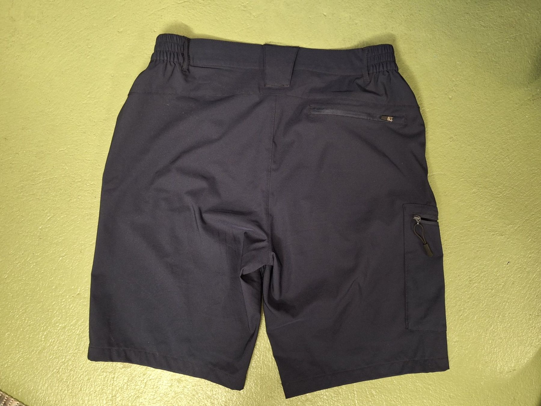Hosen: Kofel Shorts Grösse 42 – Neu (gemäss Beschreibung) aus Niederglatt ZH von Bobsli 2