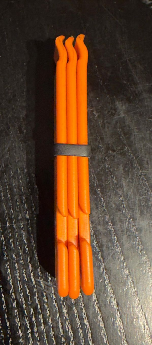 Tutti gli attrezzi: Reifenheber Set orange 3 Stuck – Usato da Brüttisellen venduto da Gritti02 2