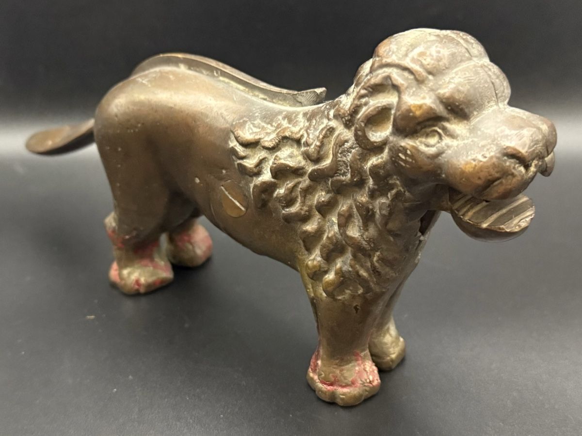 Küchengeräte: Antiker Löwen-Nussknacker aus massiver Bronze – Gebraucht aus Lamone von LaCantinaMagica 6